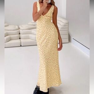 Princess Polly Nellie Maxi Dress size 4